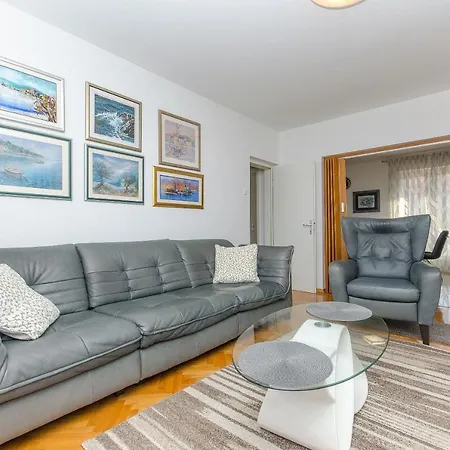 Vito Apartment